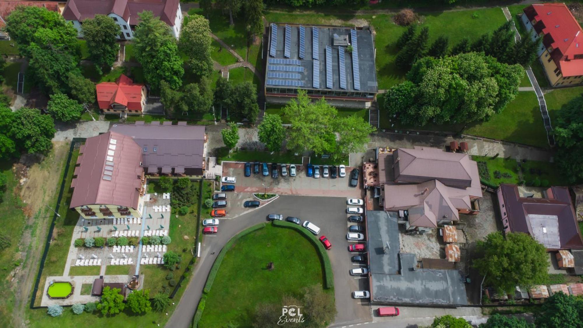 Hotel Dobsi Bazna Exteriör bild